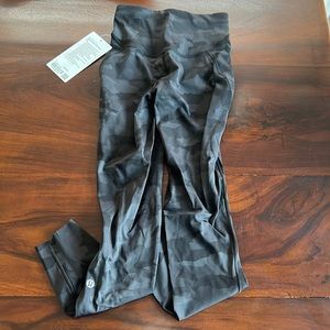 Base Pace Lululemon Leggings